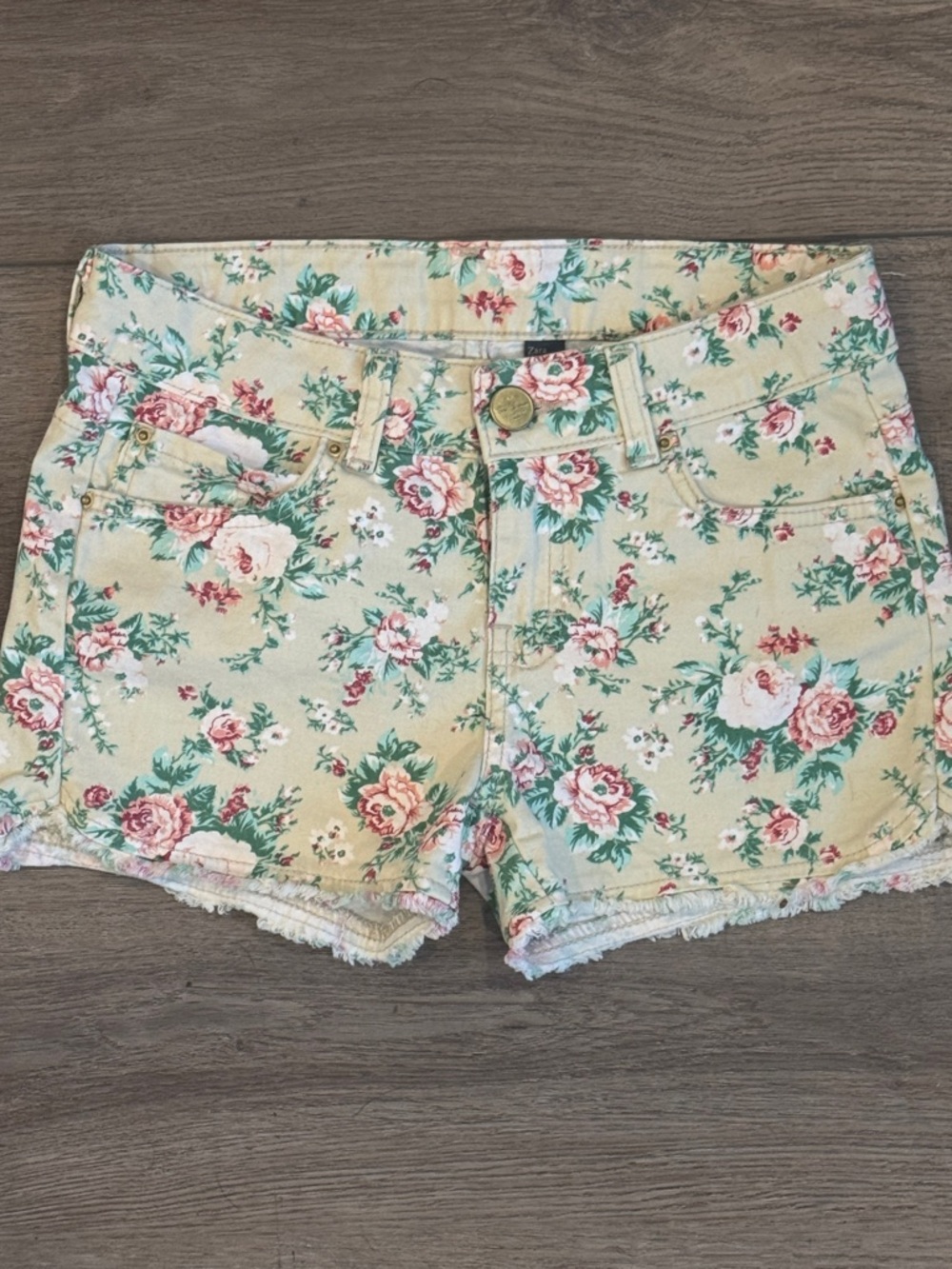 Girls 11-12 Zara Cream Floral Shorts with Pink and Green Print